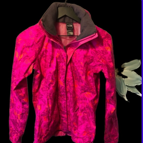 The North Face Vibrant Pink Floral Raincoat - Picture 5 of 10